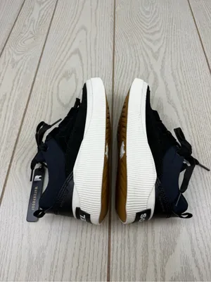 Sorel Women's Out N About IV Low Women's Waterproof Sneaker 8US Black Gum 2 $100 thumbnail 4
