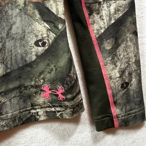Under Armour ColdGear‎ Scent Control Hoodie Womens Medium Mossy Oak Camo Pink thumbnail 7