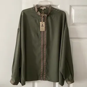 Easel shirt / jacket olive green color very beautiful size L thumbnail 1