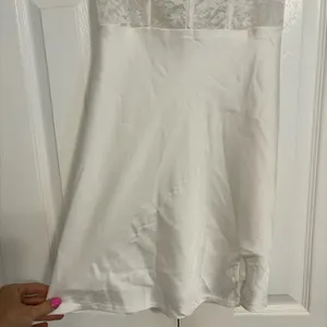 Selfie Leslie White Lace Mini Dress thumbnail 5