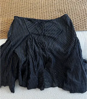 Boutique Black patterned skirt thumbnail 4