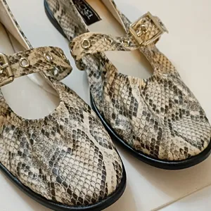 RACHEL Rachel Roy Snake Print Baby Doll Flats Size 8.5 thumbnail 2