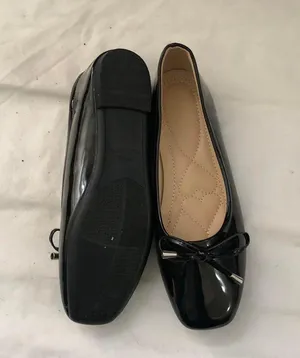 Black patent leather ballet ballerina flats bow detail Sz 8.5 #whimsygoth #gothic #steampunk #streetwear #y2k dark academia office siren core thumbnail 4