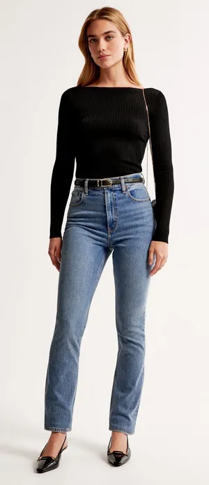 Abercrombie & Fitch Ultra High Rise 90s Slim Straight Jean NWT SIZE 31/12S thumbnail 1