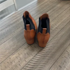 BAMBOO Brown Ankle Booties thumbnail 4