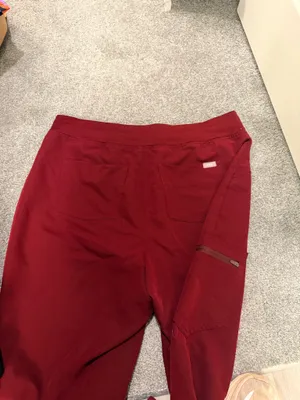 FIGS Scrub Pants thumbnail 4