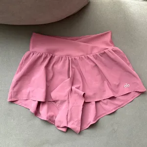 Alo Yoga V-Cute Running Short Pink Wild Rose XXS thumbnail 2