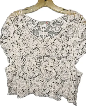 Vivid Collection of New York Sheer Lace Top thumbnail 1
