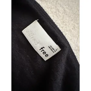 Wilfred Aritzia free wrap crop top thumbnail 3