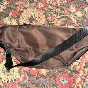 NWOT Alo explorer Fanny pack thumbnail 4