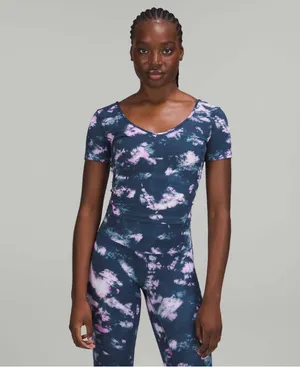 Lululemon Circulate Tie Dye Mineral Blue Multi Align T-Shirt Size 2 thumbnail 5