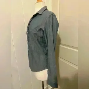Frank & Eileen Tailored Button Up Shirt Top‎ Blouse Coastal Grandma Gray Blue thumbnail 3
