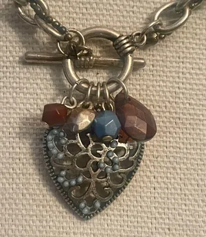 Vintage Filagree Heart Toggle Necklace Silver thumbnail 2