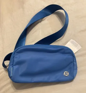 Lululemon Belt Everywhere Bag thumbnail 1