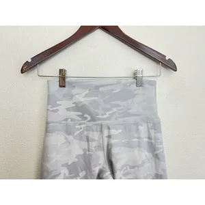 Lululemon Wunder Under High-Rise Tight Sz 6 Incognito Camo Jacquard Alpine White thumbnail 2