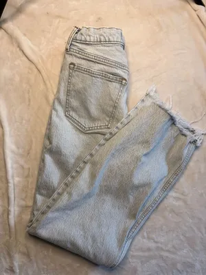 Abercrombie & Fitch Ultra High Rise Straight Leg Distressed Jeans thumbnail 5