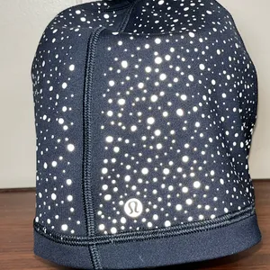 Lululemon new with tags reflective, running beanie women’s l/xl thumbnail 4