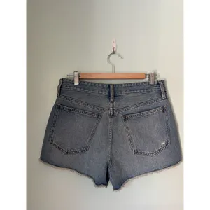 Madewell Shorts Womens Size 28 Blue Distressed Relaxed Short Length‎ Denim thumbnail 2