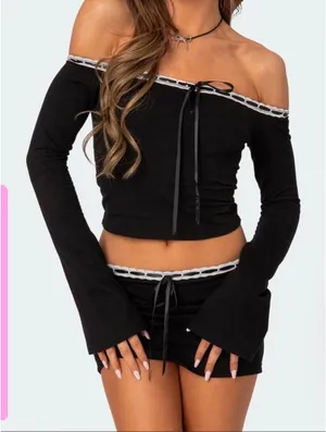 Edikted Top Off-The-Shoulder Long Sleeve thumbnail 1