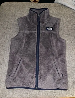 North Face Vest thumbnail 1