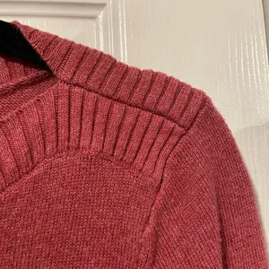 Loft Size M Burgundy Boat Neck 3/4 Sleeve Pullover Knit Top Split Hem Sweater thumbnail 6