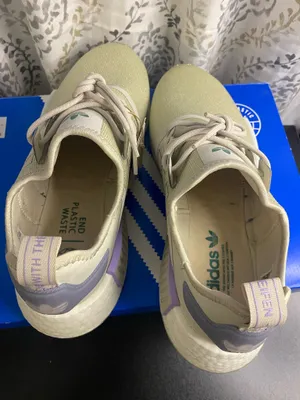 New Adidas Glitter Womens Shoes Size 10.5 thumbnail 4
