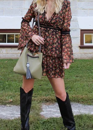 Pixie Mood green bucket bag thumbnail 1