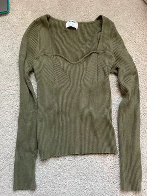 Old Navy Long sleeve thumbnail 2