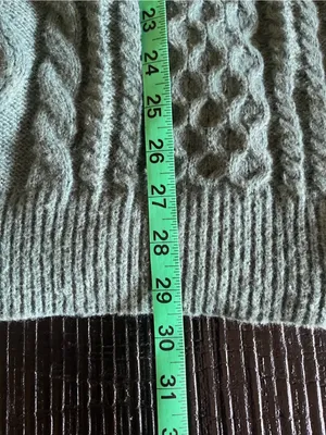 Aelfric Eden Cable Knit Crewneck Sweater in Faded Green 90’s Vintage Size XL thumbnail 6