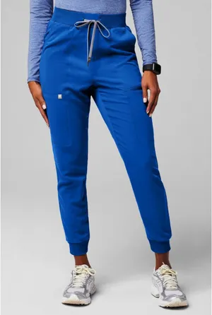 Fabletics women’s jogger scrub set thumbnail 3