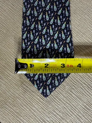 NWT Vineyard Vines Happy New Year 2017 Champagne Bottle Tie Black Novelty thumbnail 10