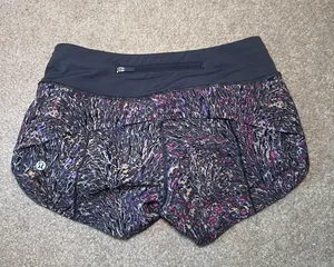 Lululemon Speed Up 2.5 Inch Shorts thumbnail 2