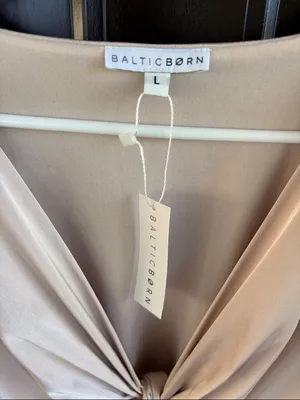 NWT Baltic Born Poppy Satin Midi Dress Champagne Size Large thumbnail 2