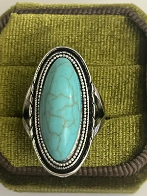 Vintage/Boho Oval Design Faux Turquoise Stainless Steel Silver Ring Size 7 NWT thumbnail 2