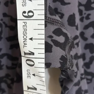 Athleta Elation Ultra High Rise XXS Grey Black Leopard Animal Print Legging thumbnail 3
