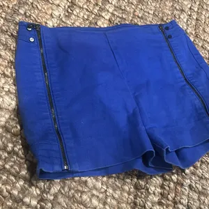 Touch Match Couture Style Japanese Brand Royal Blue Zip Shorts Size Small thumbnail 3