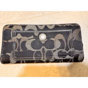 Coach Black Signature C Jacquard Zip Around Wallet Wristlet Leather‎ Trim thumbnail 3