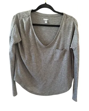 Aerie Gray Waffle Knit Thermal Long Sleeve V-Neck Pocket Top XS Relaxed‎ Fit thumbnail 1