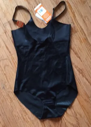 Simply Perfect bodysuit.  S thumbnail 3
