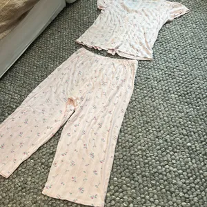 Whispers Vintage Pointelle Pink Floral Two Piece Pajama Set Size Small thumbnail 11