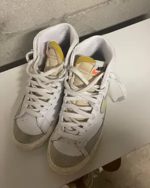 Blazer Mid 77 thumbnail 3