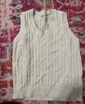 Brandy Melville Sweater vest thumbnail 1