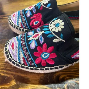 Johnny Was‎ Black Floral Embroidered Espadrilles Size 38 (Size 7.5) thumbnail 4