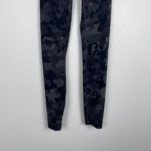 Lululemon Women's Wunder Train High Rise Tight Sz 0 thumbnail 6
