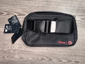 New Disney Parks Lululemon Mickey Everywhere Belt Bag Fanny Pack Black Strap✨ thumbnail 3