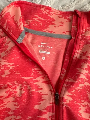 Nike Dri-Fit Quarter-Zip Pullover thumbnail 2