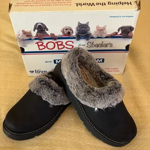 NIB NWT Skechers Bobs Cozy Black Faux Fur Lined Women's Shoes 7 thumbnail 8