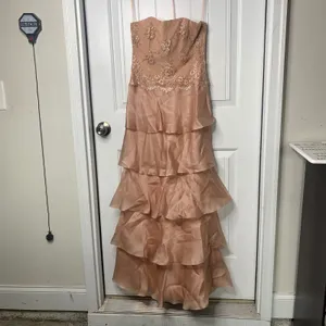 Teri Jon floral lace strapless ruffle tiered maxi gown size 4 prom wedding guest thumbnail 2