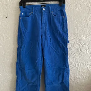 Urban Outfitters BDG Bold Blue Slim Straight Utility Carpenter Cargo Pants 25 thumbnail 2