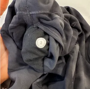 Lululemon Wunder Train High-Rise Leggings thumbnail 4